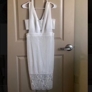 Perfect White Lace Mid-Length dress!